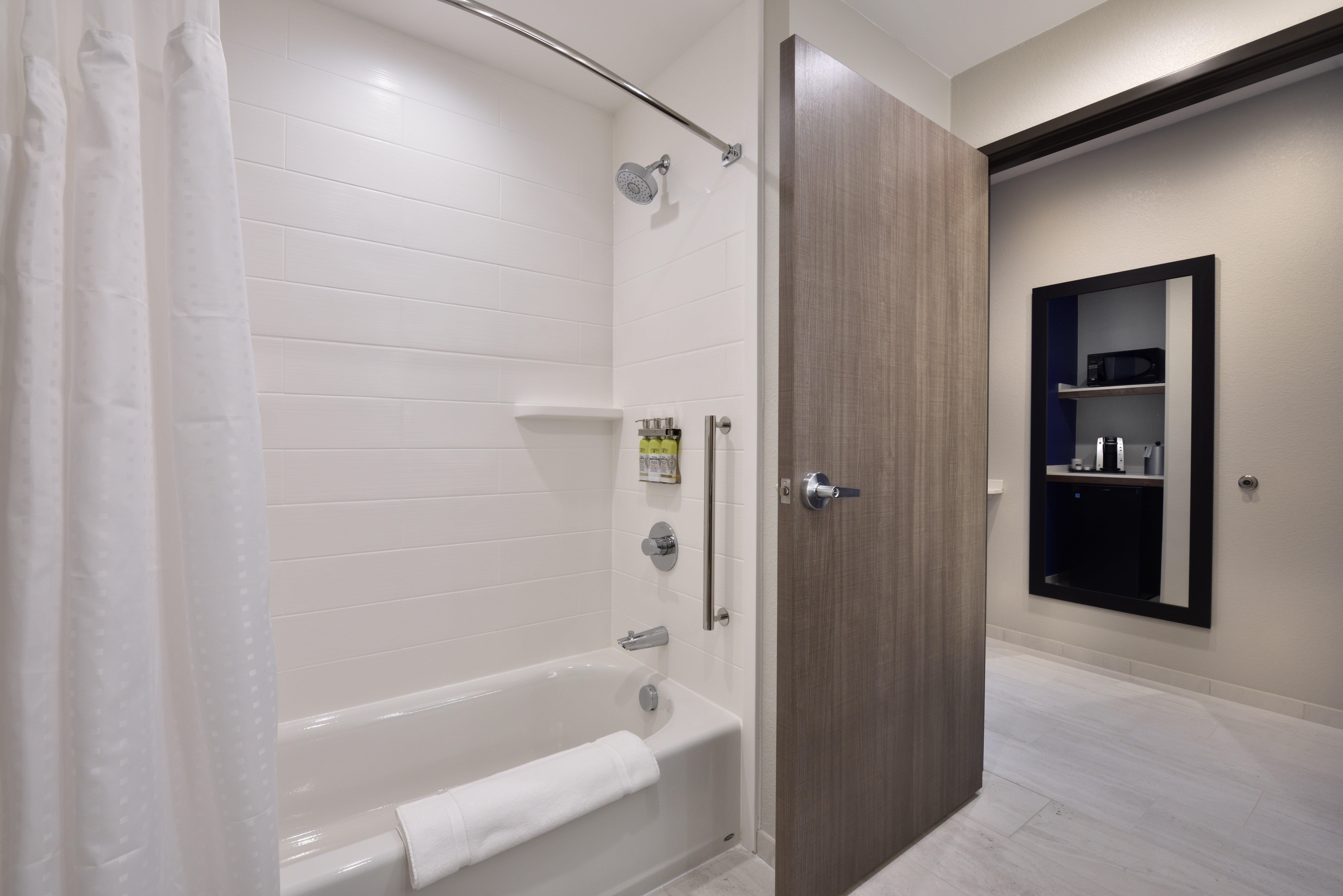Holiday Inn Express & Suites Spring - Woodlands Area By Ihg Exterior photo