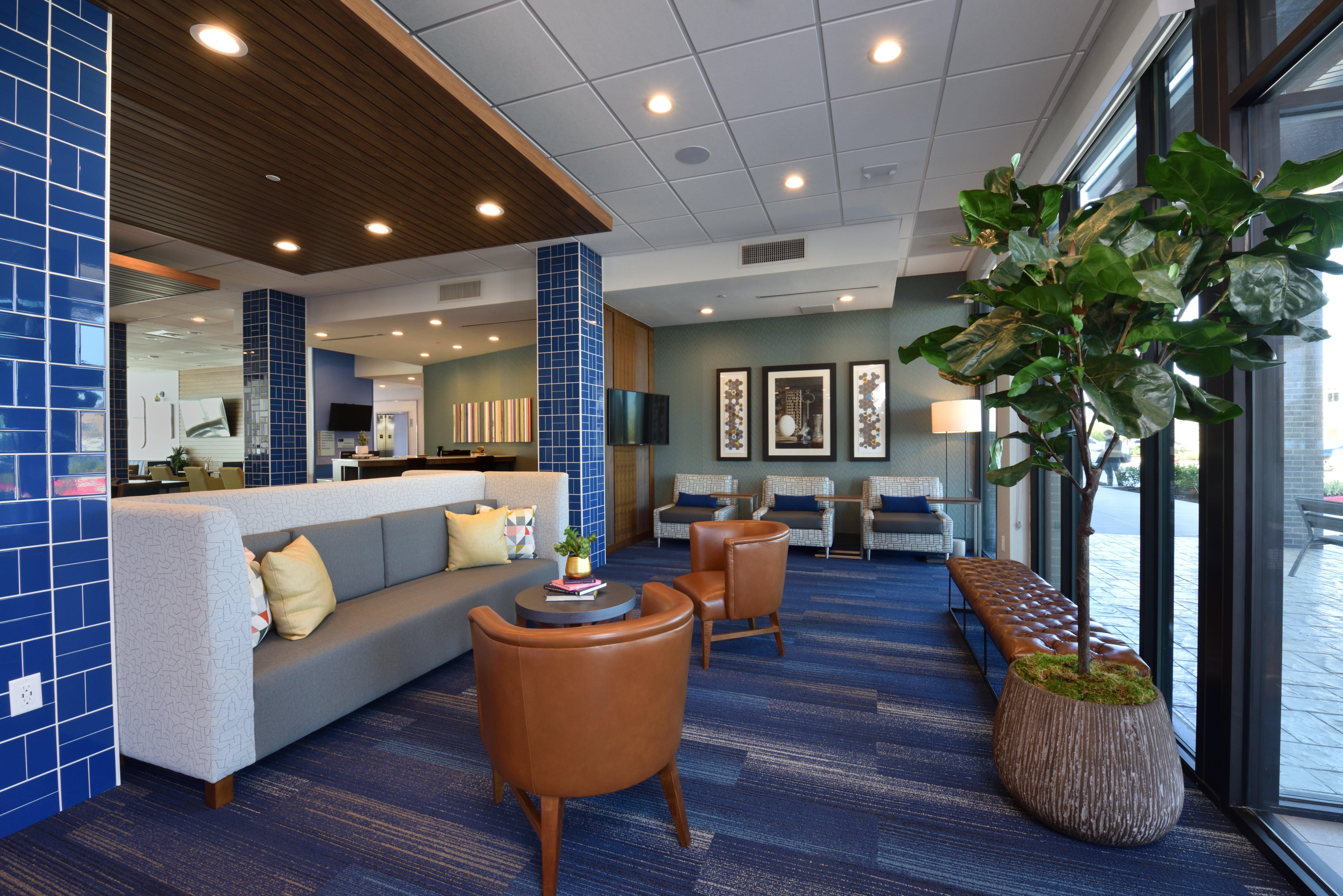 Holiday Inn Express & Suites Spring - Woodlands Area By Ihg Exterior photo